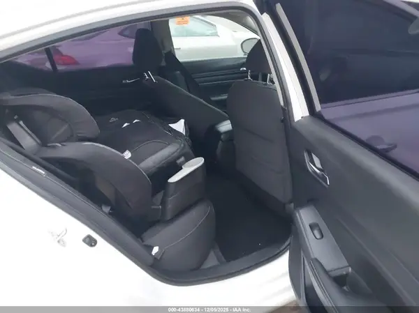 1N4BL4BV7KC213583 2019 NISSAN ALTIMA - Image 8
