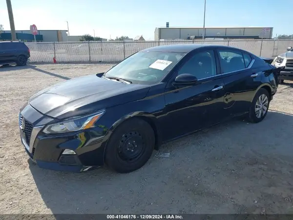 1N4BL4BV7KC215270 2019 NISSAN ALTIMA - Image 2