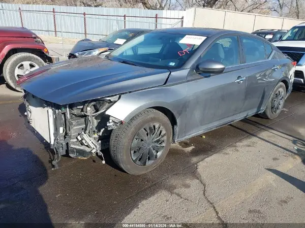 1N4BL4BV7KC215625 2019 NISSAN ALTIMA - Image 2