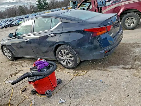 1N4BL4BV7KC229525 2019 NISSAN ALTIMA - Image 2