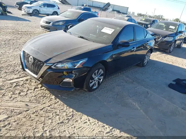 1N4BL4BV7KC230013 2019 NISSAN ALTIMA - Image 2