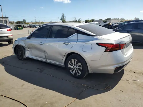 1N4BL4BV7LC123156 2020 NISSAN ALTIMA - Image 2