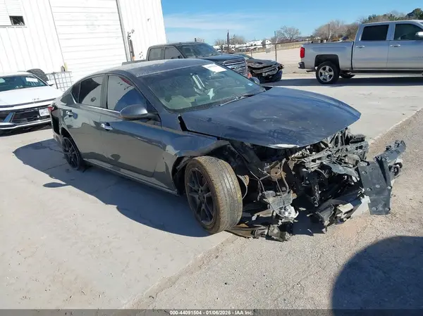 1N4BL4BV7LC145254 2020 NISSAN ALTIMA - Image 1
