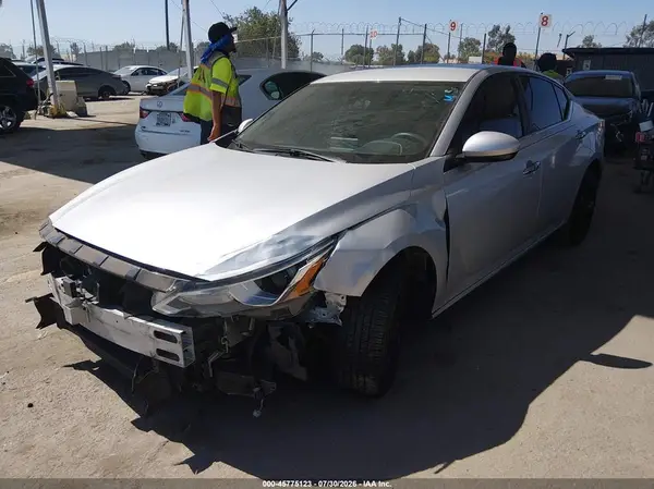 1N4BL4BV7LC189237 2020 NISSAN ALTIMA - Image 2