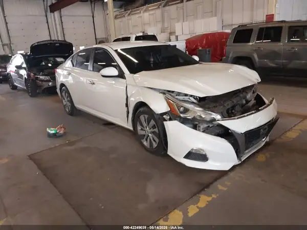 1N4BL4BV7LC242762 2020 NISSAN ALTIMA - Image 1