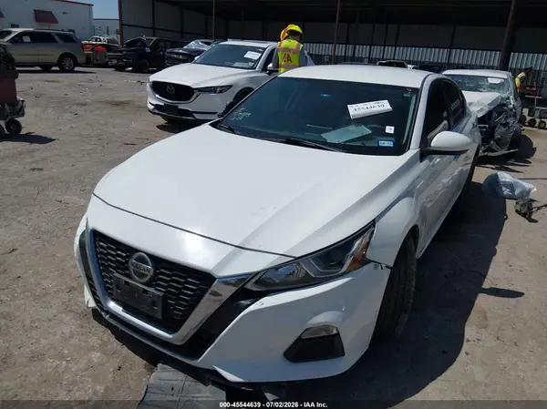 1N4BL4BV7LC244835 2020 NISSAN ALTIMA - Image 2