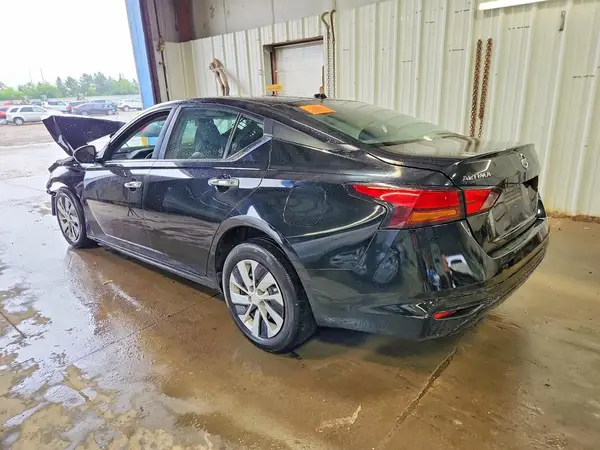 1N4BL4BV7LC249775 2020 TOYOTA COROLLA - Image 2