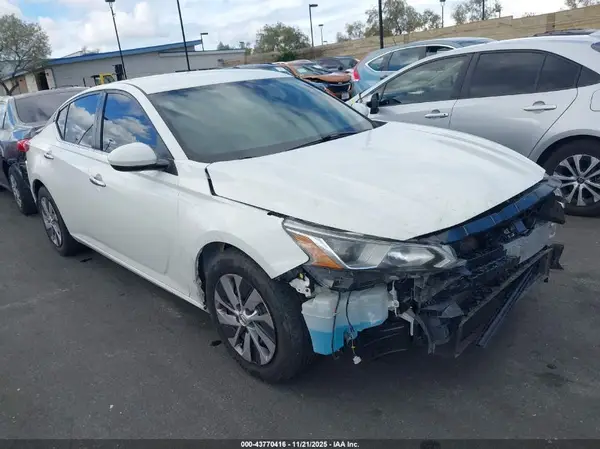 1N4BL4BV7LC257679 2020 NISSAN ALTIMA - Image 1