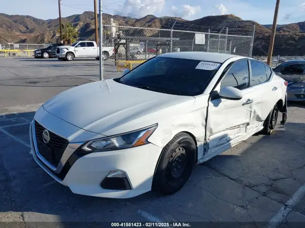 1N4BL4BV7LC261246 2020 NISSAN ALTIMA - Image 2