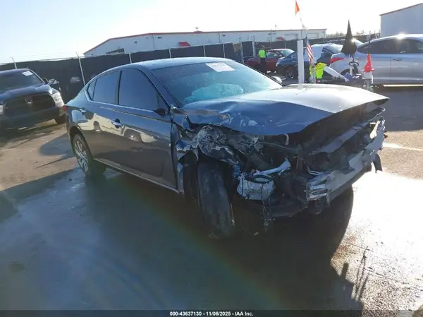 1N4BL4BV7LC265393 2020 NISSAN ALTIMA - Image 1