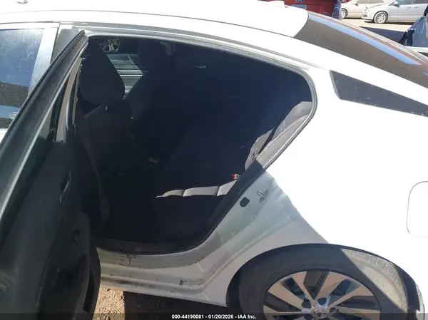 1N4BL4BV7LN312832 2020 NISSAN ALTIMA - Image 8