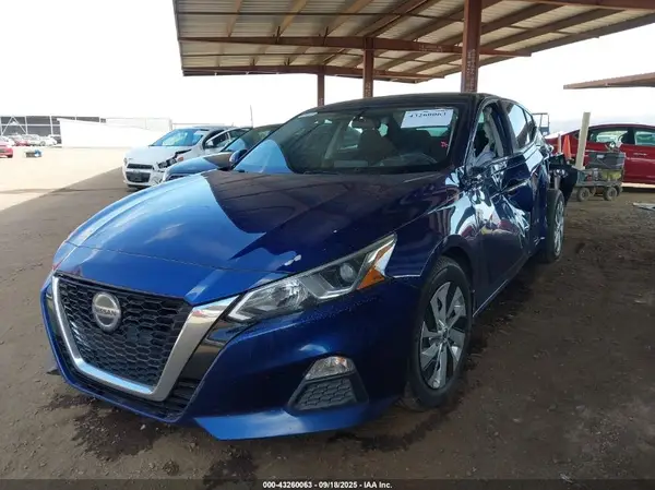 1N4BL4BV7LN320929 2020 NISSAN ALTIMA - Image 2