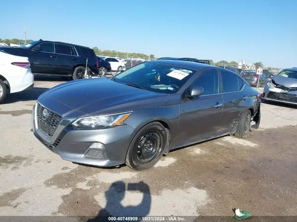 1N4BL4BV7MN318325 2021 NISSAN ALTIMA - Image 2