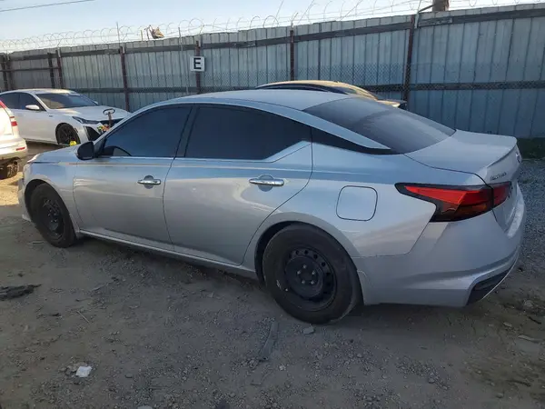 1N4BL4BV7MN332032 2021 NISSAN ALTIMA - Image 2