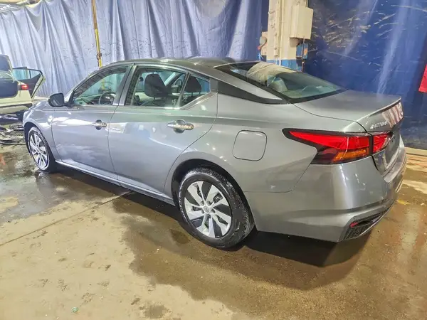1N4BL4BV7MN374796 2021 NISSAN ALTIMA - Image 2