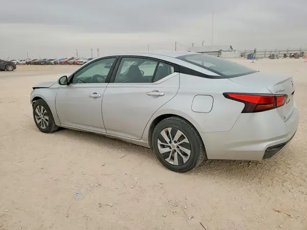 1N4BL4BV7MN398967 2021 NISSAN ALTIMA - Image 2