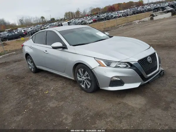 1N4BL4BV7MN420854 2021 NISSAN ALTIMA - Image 1