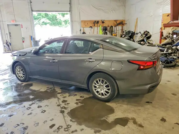 1N4BL4BV7NN303647 2022 NISSAN ALTIMA - Image 2