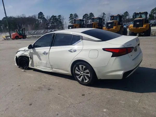 1N4BL4BV7NN304815 2022 NISSAN ALTIMA - Image 2