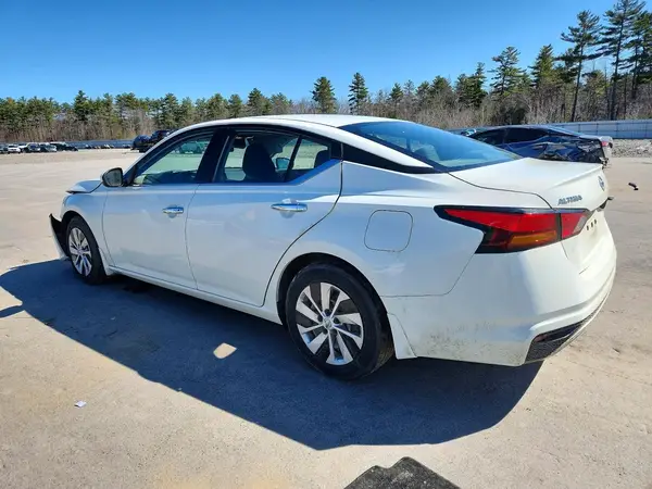 1N4BL4BV7NN322571 2022 NISSAN ALTIMA - Image 2