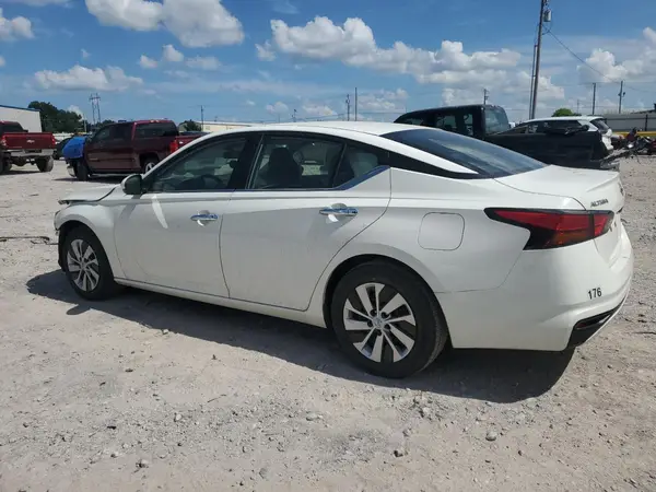 1N4BL4BV7NN383922 2022 NISSAN ALTIMA - Image 2