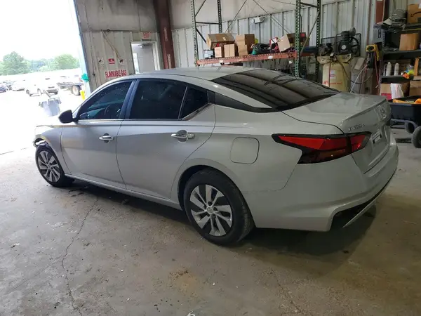 1N4BL4BV7NN387680 2022 NISSAN ALTIMA - Image 2