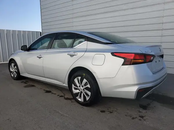 1N4BL4BV7NN408219 2022 NISSAN ALTIMA - Image 2