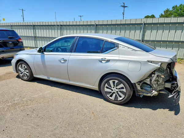 1N4BL4BV7PN327370 2023 NISSAN ALTIMA - Image 2
