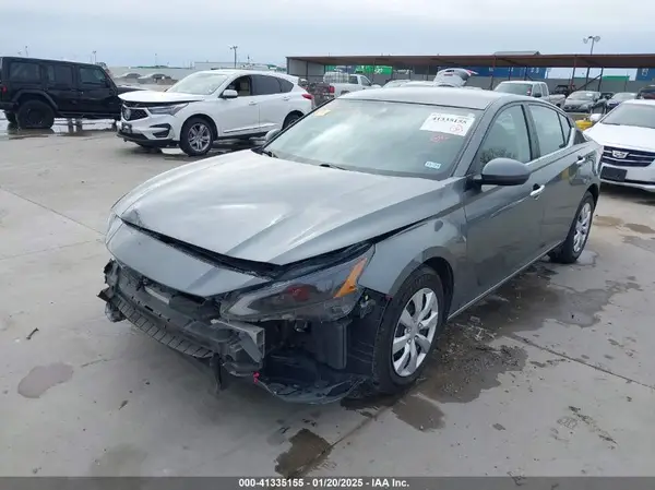 1N4BL4BV7PN337963 2023 NISSAN ALTIMA - Image 2