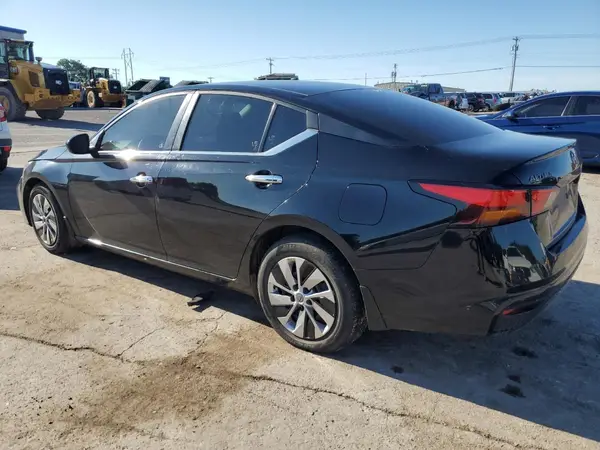 1N4BL4BV7PN354603 2023 NISSAN ALTIMA - Image 2