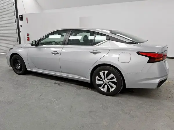 1N4BL4BV7PN362524 2023 NISSAN ALTIMA - Image 2