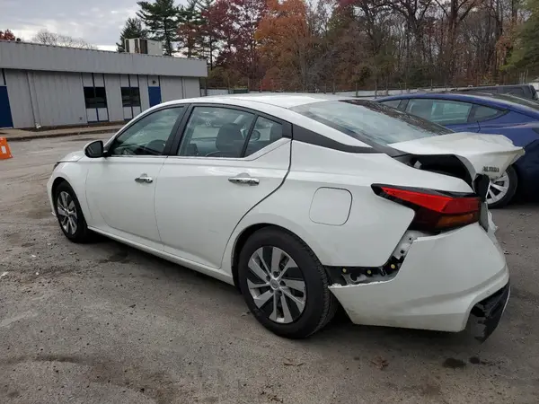 1N4BL4BV7PN369019 2023 NISSAN ALTIMA - Image 2