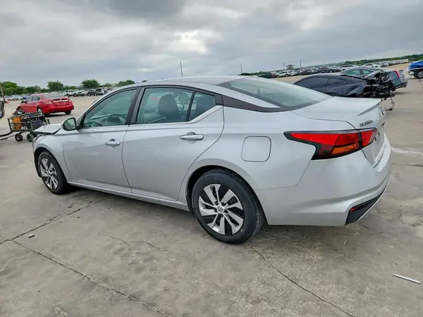1N4BL4BV7PN373524 2023 NISSAN ALTIMA - Image 2