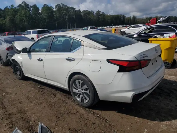1N4BL4BV7PN398441 2023 NISSAN ALTIMA - Image 2