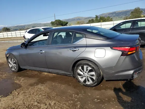 1N4BL4BV7PN411611 2023 NISSAN ALTIMA - Image 2