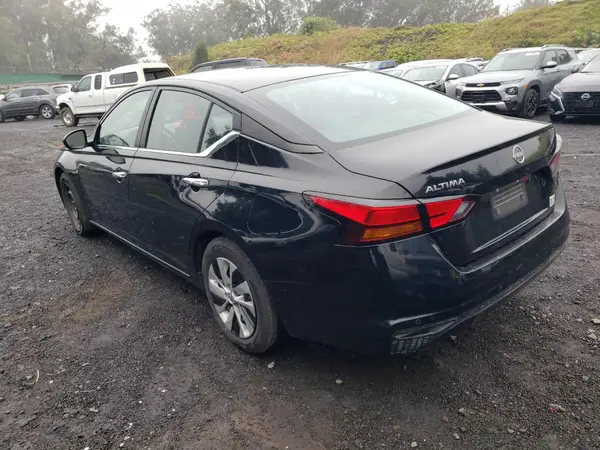 1N4BL4BV7PN418056 2023 NISSAN ALTIMA - Image 2