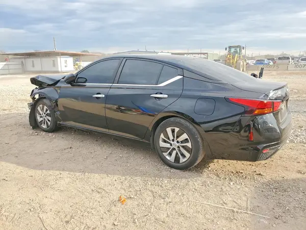 1N4BL4BV7PN420440 2023 NISSAN ALTIMA - Image 2