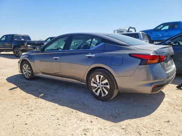 1N4BL4BV7RN318719 2024 NISSAN ALTIMA - Image 2