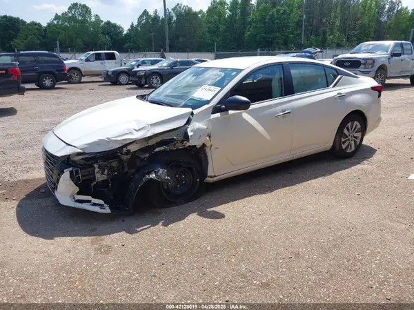 1N4BL4BV7RN318901 2024 NISSAN ALTIMA - Image 2