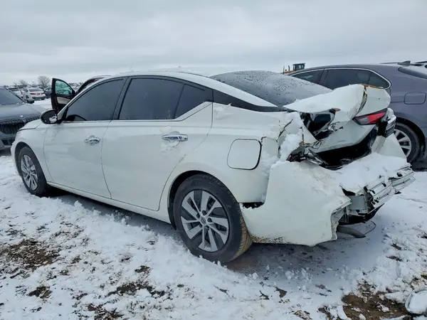1N4BL4BV7RN332314 2024 NISSAN ALTIMA - Image 2