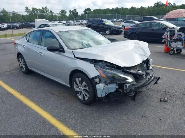 1N4BL4BV7RN341403 2024 NISSAN ALTIMA - Image 1