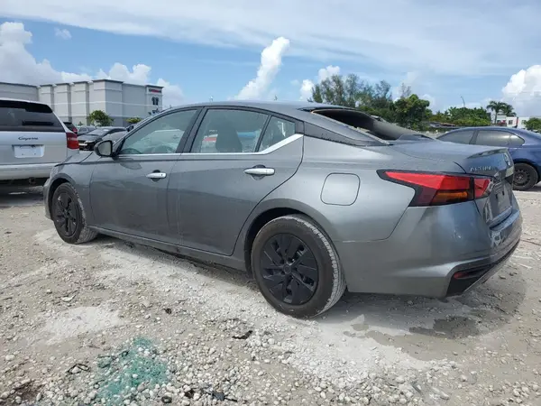 1N4BL4BV7RN352823 2024 NISSAN ALTIMA - Image 2