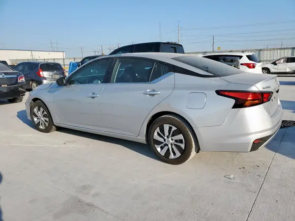 1N4BL4BV7RN362316 2024 NISSAN ALTIMA - Image 2