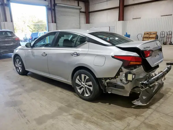 1N4BL4BV7RN369444 2024 NISSAN ALTIMA - Image 2
