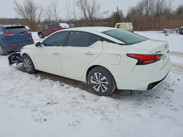 1N4BL4BV7RN370237 2024 NISSAN ALTIMA - Image 2