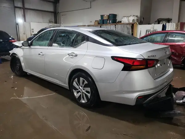 1N4BL4BV7RN374529 2024 NISSAN ALTIMA - Image 2