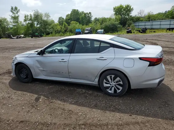 1N4BL4BV7RN374689 2024 NISSAN ALTIMA - Image 2
