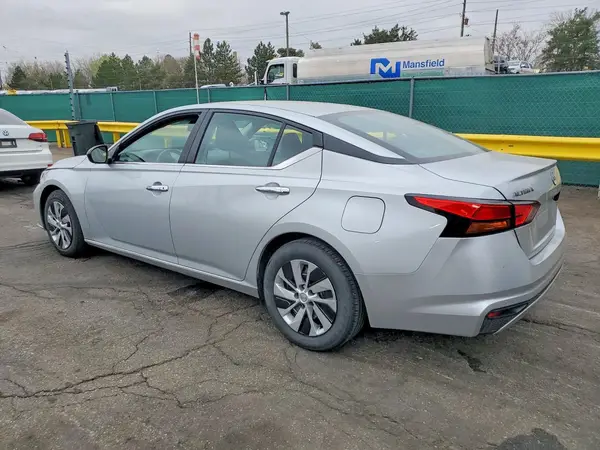 1N4BL4BV7RN379181 2024 NISSAN ALTIMA - Image 2