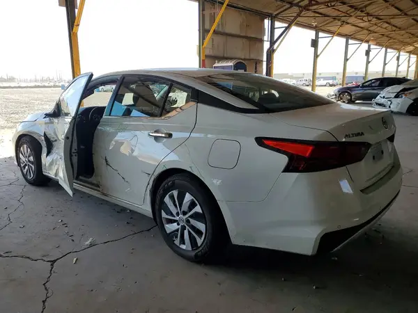 1N4BL4BV7RN382761 2024 NISSAN ALTIMA - Image 2
