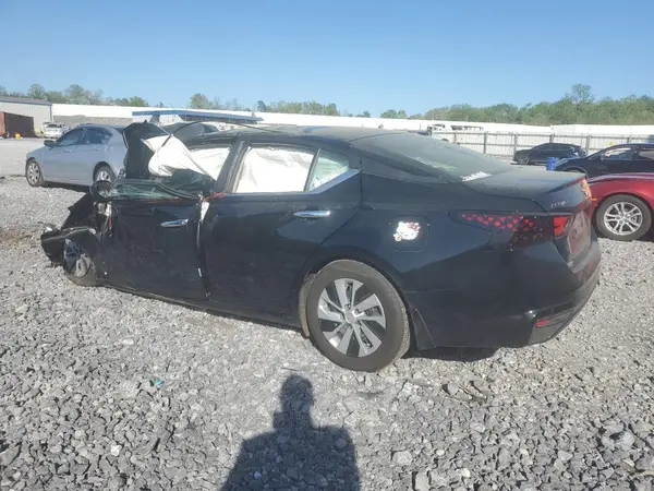 1N4BL4BV7RN403804 2024 NISSAN ALTIMA - Image 2